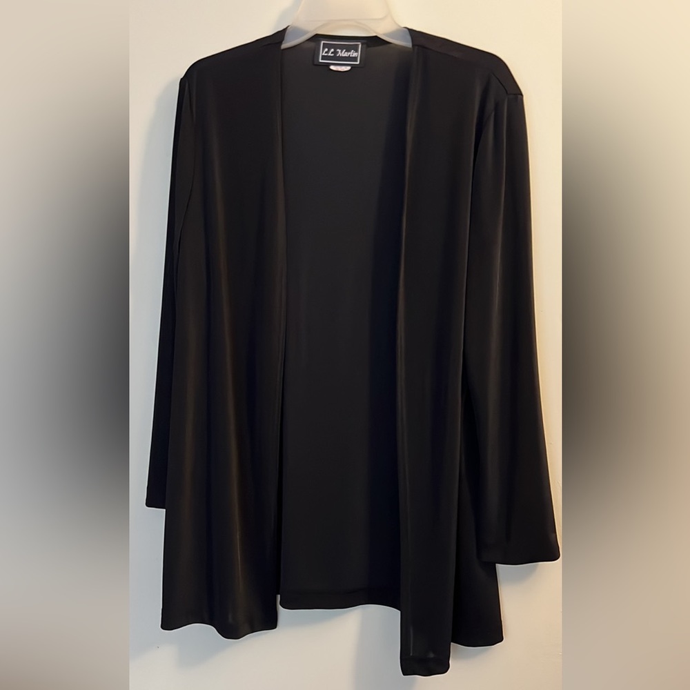 L.L Martin Cardigan 🔥
